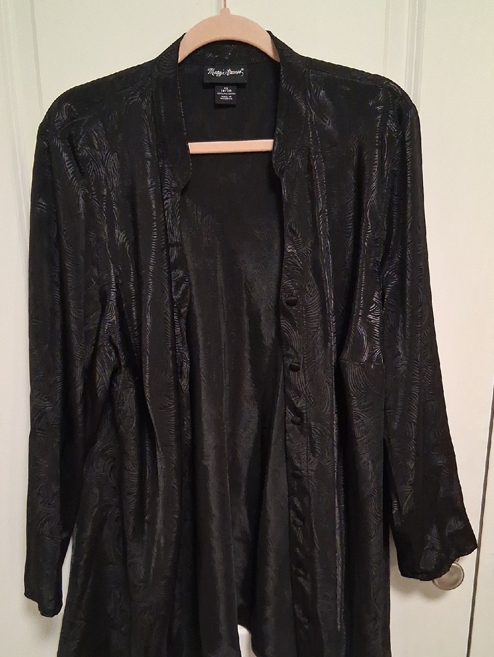 Maggy London Black Textured Long Blouse Jacket